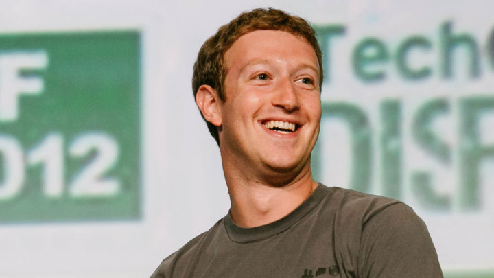 États-Unis : Mark Zuckerberg recommande d’expérimenter le revenu de base